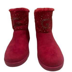 Beautiful GBG Los Angeles pink faux fur boots with bronze rhinestone 8M